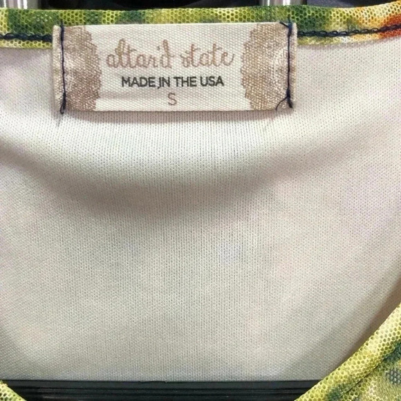 Altar’d State Mesh Patchwork Daisy print, long sleeve,fitted/bodycon,pullover - Picture 8 of 10